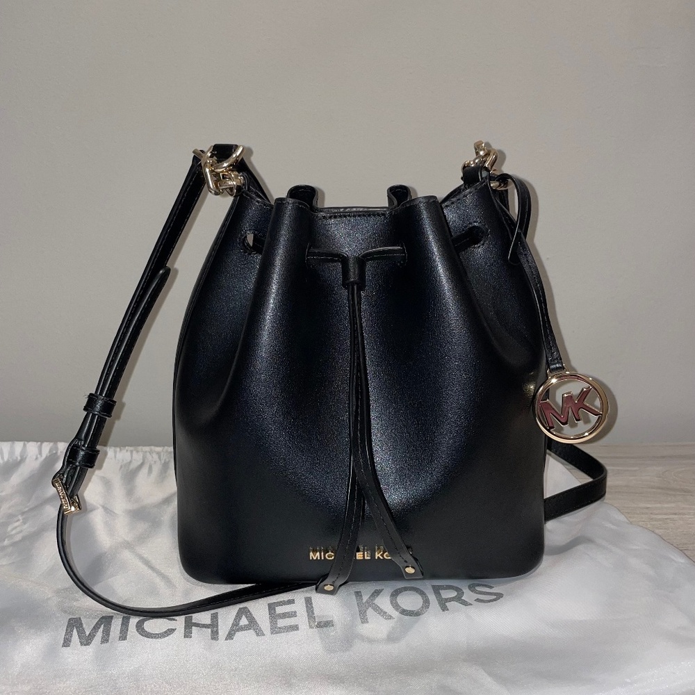 Michael Kors bucket bag